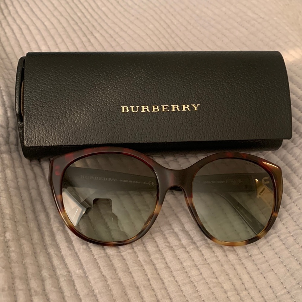 Burberry Sunglasses B 4242-F